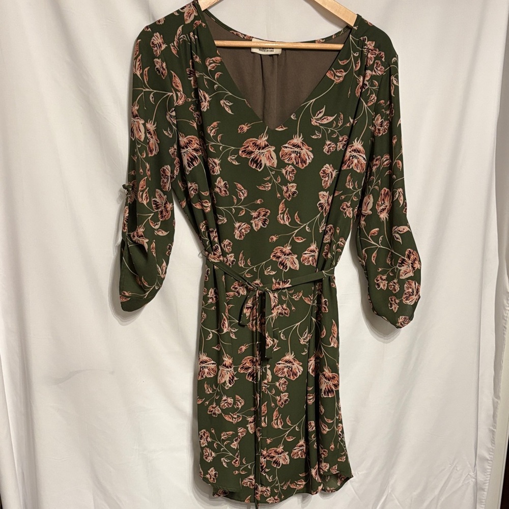 Verse Women’s Green Floral 3/4 length Sleeve Midi Dress Made in USA.